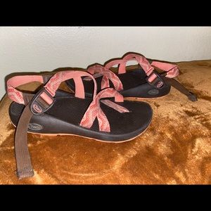 Pink chacos